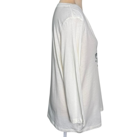 Caribbean Joe Cream V-Neck Top with Silver Holiday Palm Tree Design Size XL - Picture 3 of 9